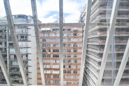 Apartamento para alugar com 82m², 2 quartos e sem vaga Apartamento para alugar com 82m², 2 quartos e sem vagaSala