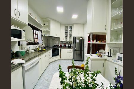 Casa à venda com 180m², 3 quartos e 2 vagasFoto 09