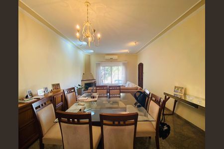 Casa à venda com 180m², 3 quartos e 2 vagasFoto 22