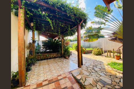 Casa à venda com 180m², 3 quartos e 2 vagasFoto 06