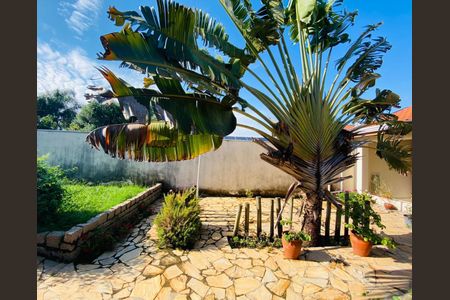 Casa à venda com 180m², 3 quartos e 2 vagasFoto 05