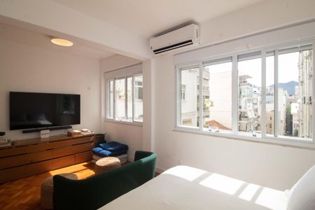 Studio à venda com 40m², 1 quarto e sem vaga Studio à venda com 40m², 1 quarto e sem vagaStudio