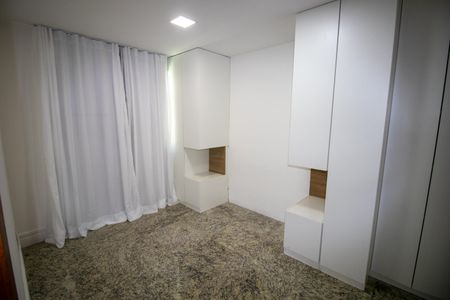 Apartamento à venda com 82m², 3 quartos e 2 vagas Apartamento à venda com 82m², 3 quartos e 2 vagasSuíte 1