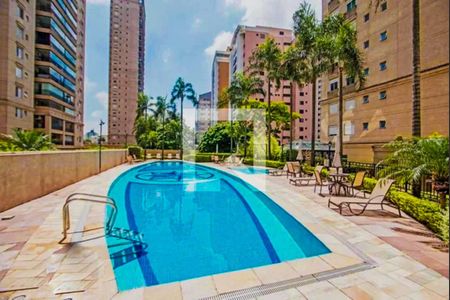 Apartamento à venda com 218m², 4 quartos e 4 vagasPiscina