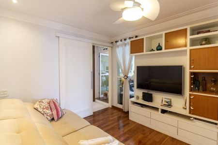 Apartamento à venda com 218m², 4 quartos e 4 vagasSala