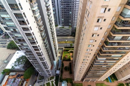 Apartamento à venda com 218m², 4 quartos e 4 vagasCozinha - Varanda vista