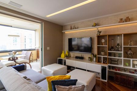 Apartamento à venda com 218m², 4 quartos e 4 vagasSala