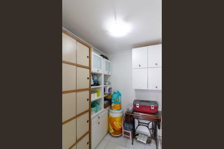 Apartamento à venda com 218m², 4 quartos e 4 vagasQuarto de Serviço