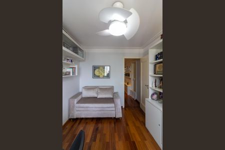 Apartamento à venda com 218m², 4 quartos e 4 vagasQuarto 