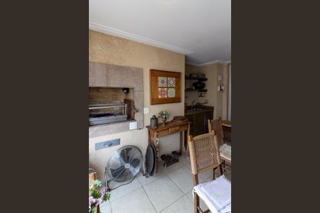 Apartamento à venda com 218m², 4 quartos e 4 vagasCozinha - Varanda