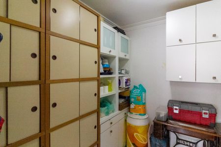 Apartamento à venda com 218m², 4 quartos e 4 vagasQuarto de Serviço