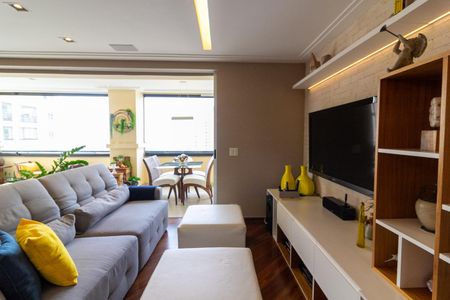 Apartamento à venda com 218m², 4 quartos e 4 vagasSala