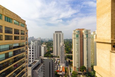 Apartamento à venda com 218m², 4 quartos e 4 vagasVista do Quarto 