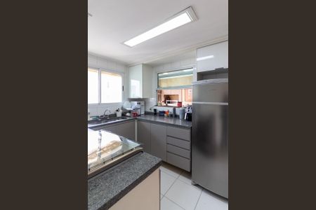 Apartamento à venda com 218m², 4 quartos e 4 vagasCozinha