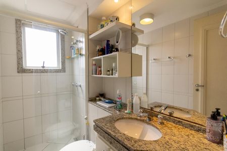 Apartamento à venda com 218m², 4 quartos e 4 vagasBanheiro da Suíte 2