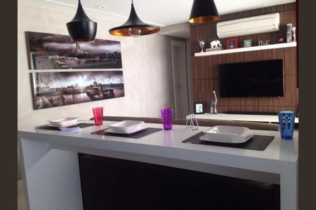 Apartamento à venda com 70m², 2 quartos e 1 vaga