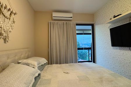 Apartamento à venda com 90m², 3 quartos e 2 vagasSuíte 1