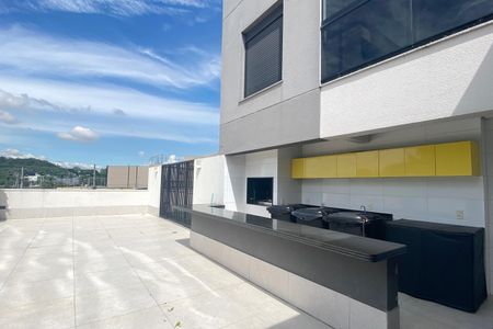 Apartamento à venda com 90m², 3 quartos e 2 vagasChurrasqueira