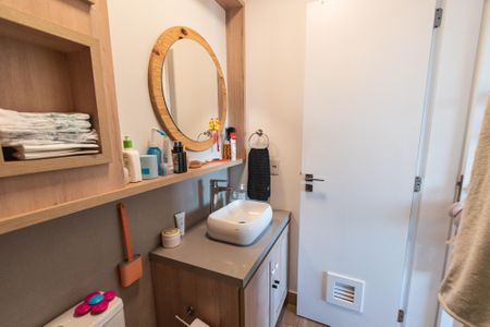 Apartamento à venda com 139m², 2 quartos e 2 vagasBanheiro da suíte 2