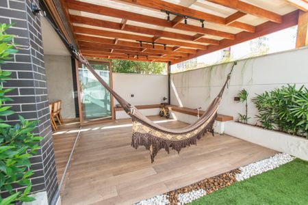 Apartamento à venda com 139m², 2 quartos e 2 vagasvaranda