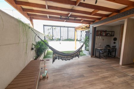 Apartamento à venda com 139m², 2 quartos e 2 vagasvaranda