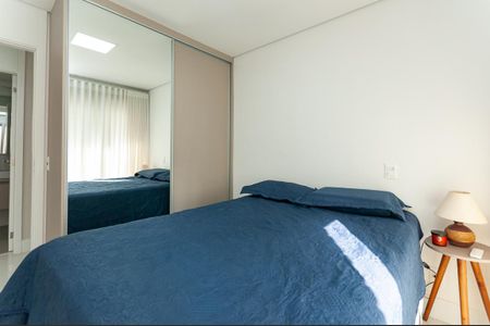 Apartamento à venda com 85m², 2 quartos e 2 vagasQuarto 2