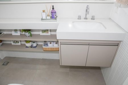 Apartamento à venda com 85m², 2 quartos e 2 vagas Apartamento à venda com 85m², 2 quartos e 2 vagasBanheiro Social