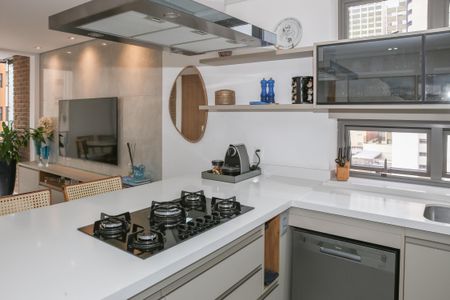 Apartamento à venda com 85m², 2 quartos e 2 vagas Apartamento à venda com 85m², 2 quartos e 2 vagasCozinha e Área de Serviço