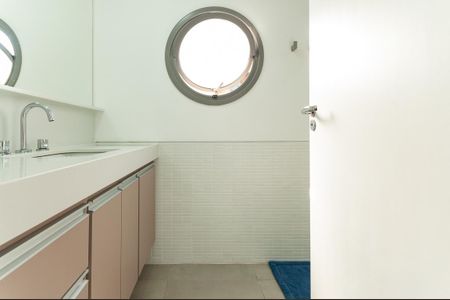 Apartamento à venda com 85m², 2 quartos e 2 vagasBanheiro Social