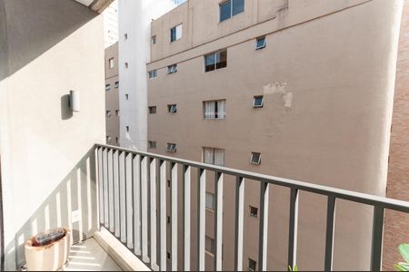 Apartamento à venda com 85m², 2 quartos e 2 vagasVaranda do Quarto 2