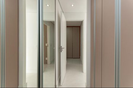 Apartamento à venda com 85m², 2 quartos e 2 vagasCorredor