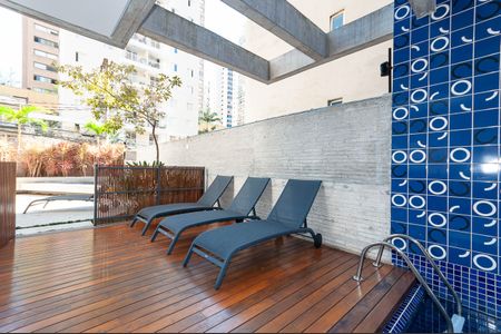 Apartamento à venda com 85m², 2 quartos e 2 vagasÁrea Comum - Piscina