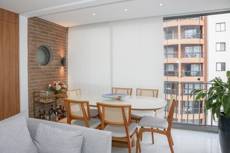 Apartamento à venda com 85m², 2 quartos e 2 vagas Apartamento à venda com 85m², 2 quartos e 2 vagasSala