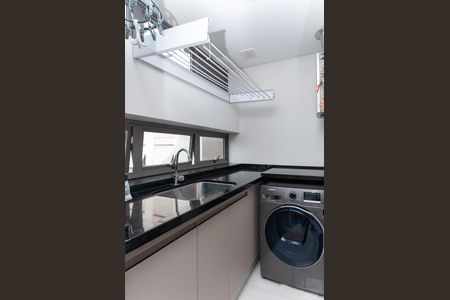 Apartamento à venda com 85m², 2 quartos e 2 vagasÁrea de Serviço