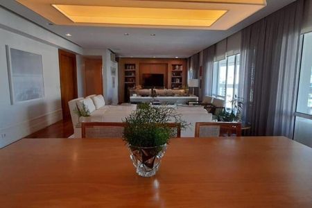 Apartamento à venda com 201m², 3 quartos e 3 vagasFoto 01