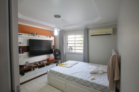 Casa de condomínio à venda com 370m², 6 quartos e 2 vagasQuarto 1