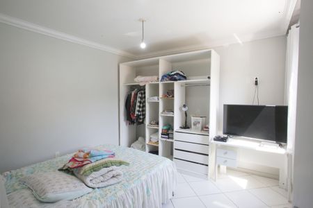 Casa de condomínio à venda com 370m², 6 quartos e 2 vagasQuarto 3