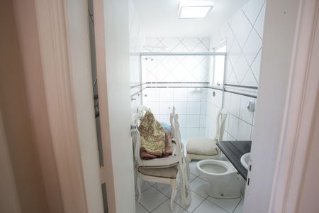 Casa de condomínio à venda com 370m², 6 quartos e 2 vagasBanheiro da Suíte 2