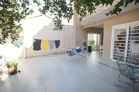 Casa de condomínio à venda com 370m², 6 quartos e 2 vagasGaragem