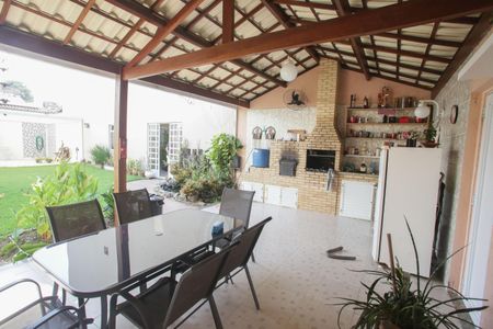 Casa de condomínio à venda com 370m², 6 quartos e 2 vagasChurrasqueira