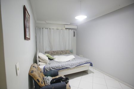 Casa de condomínio à venda com 370m², 6 quartos e 2 vagasQuarto Suíte 6