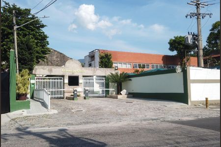 Casa de condomínio à venda com 370m², 6 quartos e 2 vagasFachada do Condomínio