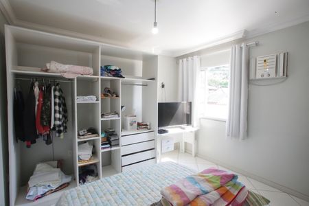 Casa de condomínio à venda com 370m², 6 quartos e 2 vagasQuarto Suíte 4