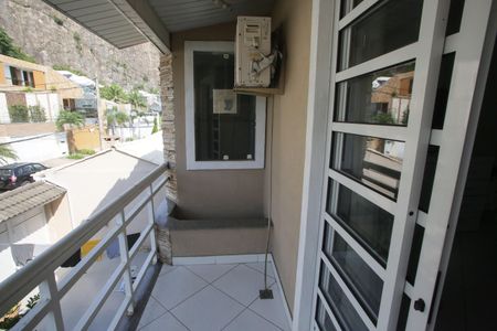 Casa de condomínio à venda com 370m², 6 quartos e 2 vagasVaranda da Suíte 7