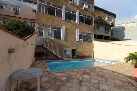 Casa à venda com 333m², 5 quartos e 4 vagasÁrea da Piscina