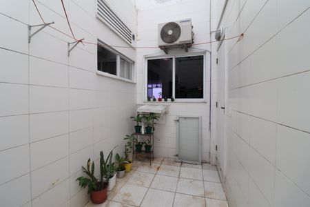 Casa à venda com 333m², 5 quartos e 4 vagasÁrea de Serviço 2