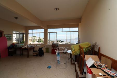 Casa à venda com 333m², 5 quartos e 4 vagasGaragem