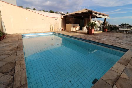 Casa à venda com 333m², 5 quartos e 4 vagasÁrea da Piscina