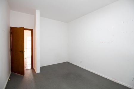 Casa à venda com 400m², 5 quartos e 2 vagas Casa à venda com 400m², 5 quartos e 2 vagasQuarto 2