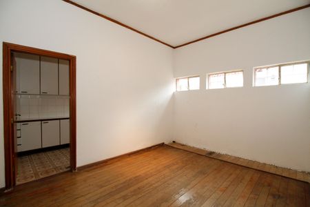 Casa à venda com 400m², 5 quartos e 2 vagas Casa à venda com 400m², 5 quartos e 2 vagasCopa